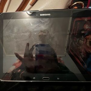 Samsung tablet. Two Amazon tablets. And one Barnes and Nobles nook.